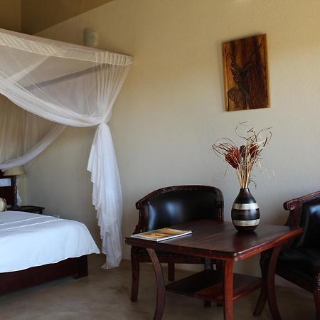 Okutala Etosha Lodge Outjo Exterior foto
