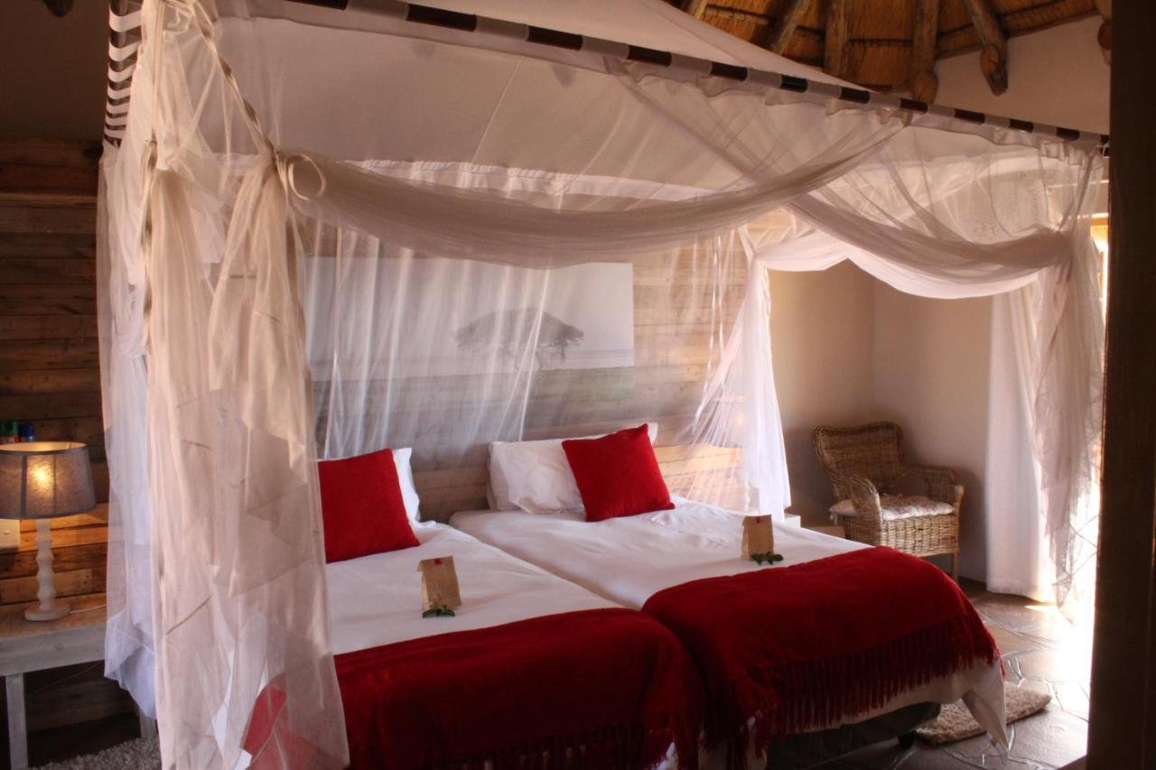 Okutala Etosha Lodge Outjo Exterior foto